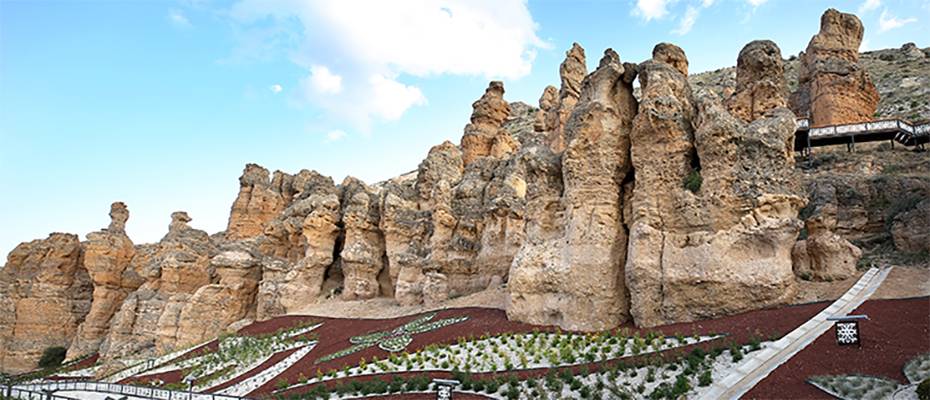 Konya'nın peribacaları Kızlar Kayası, ziyaretçilerin yeni rotası olacak