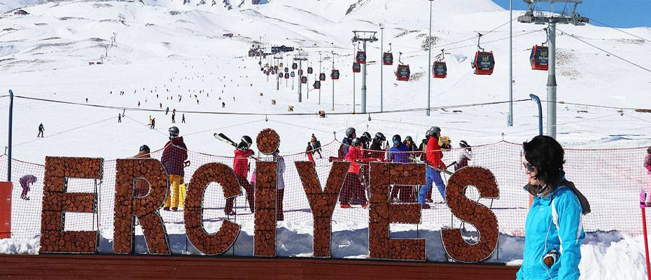 Erciyes Kayak Merkezi yeni sezon için gün sayıyor