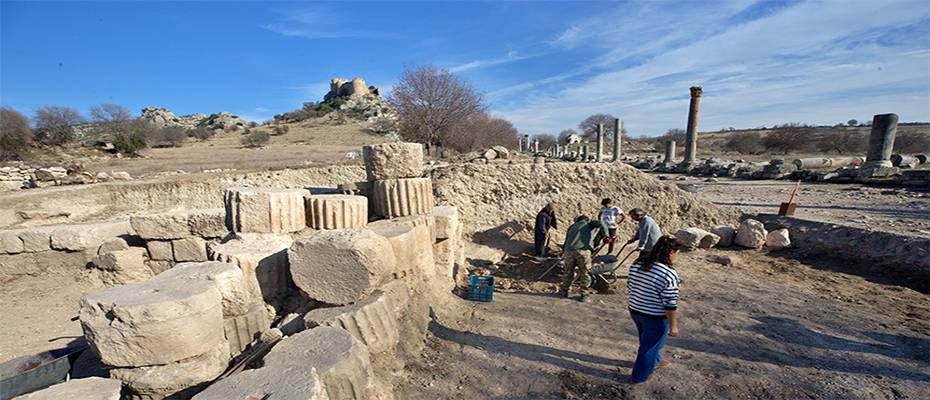 Kastabala Antik Kenti'nde tapınak kalıntıları bulundu