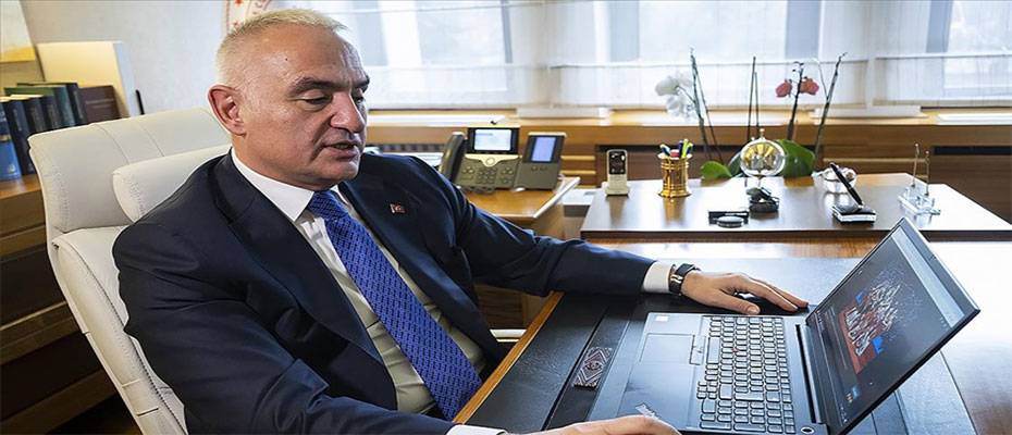 Kültür ve Turizm Bakanı Ersoy‘Hepimiz Birimiz İçin’ karesine oy verdi