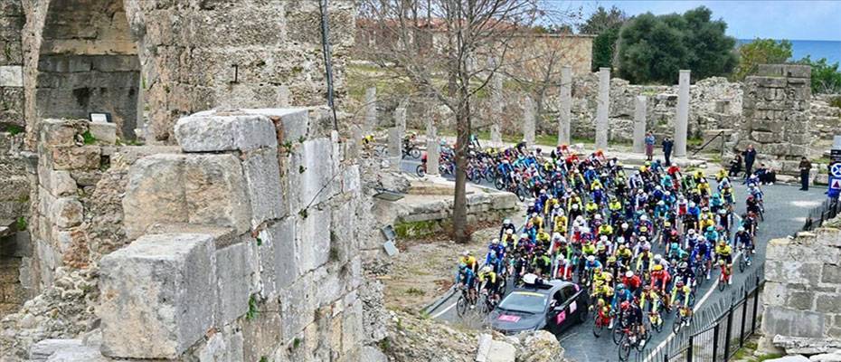 Antalya Bisiklet Turu, Side-Antalya etabıyla başladı