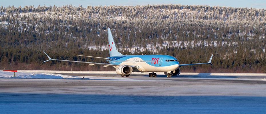 TUI operates more flights to Lapland and names Boeing 737 8 Ivalo