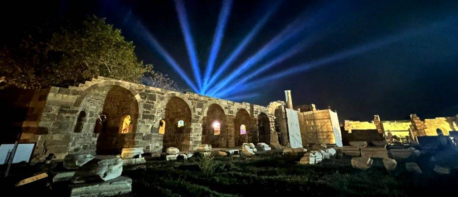 Турция расширяет свой проект «Ночные музеи»
