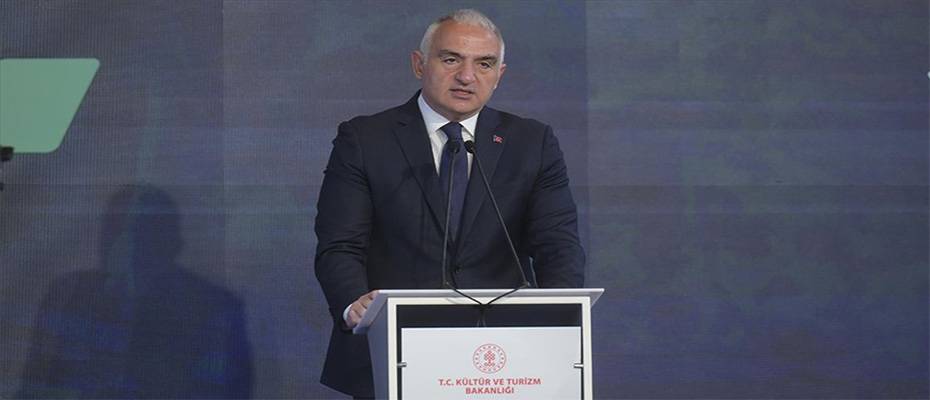 Kültür ve Turizm Bakanı Mehmet Ersoy, bu yılki Kültür Yolu Festivali'nin programını açıkladı