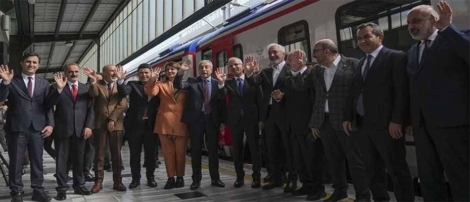 Bakan Uraloğlu Turistik Diyarbakır Ekspresi'ni uğurladı