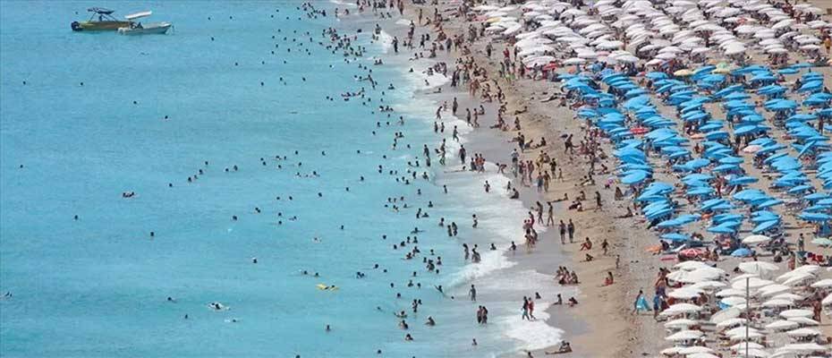 Yerli turistler geçen yıl seyahate 229,8 milyar lira harcadı