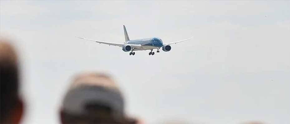 Boeing posts net loss of $355M in 1st quarter