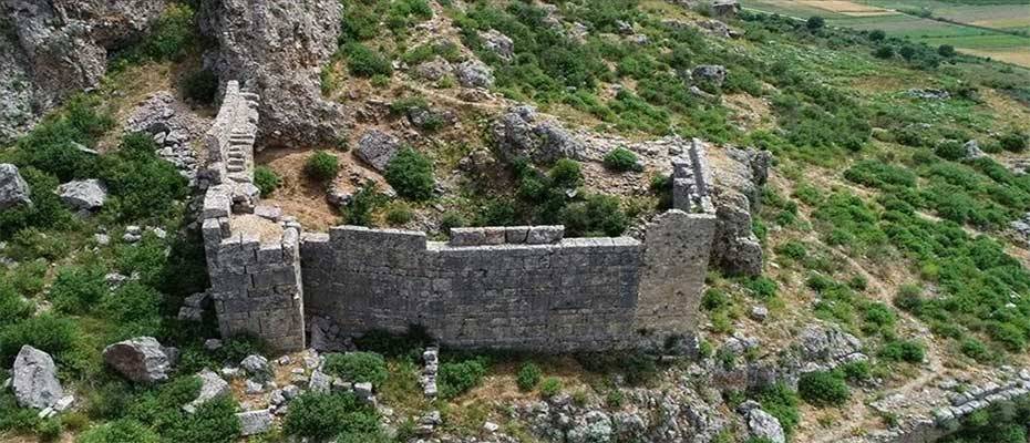 Sillyon Antik Kenti'ndeki 10 bin kişilik stadyum gün yüzüne çıkarılıyor