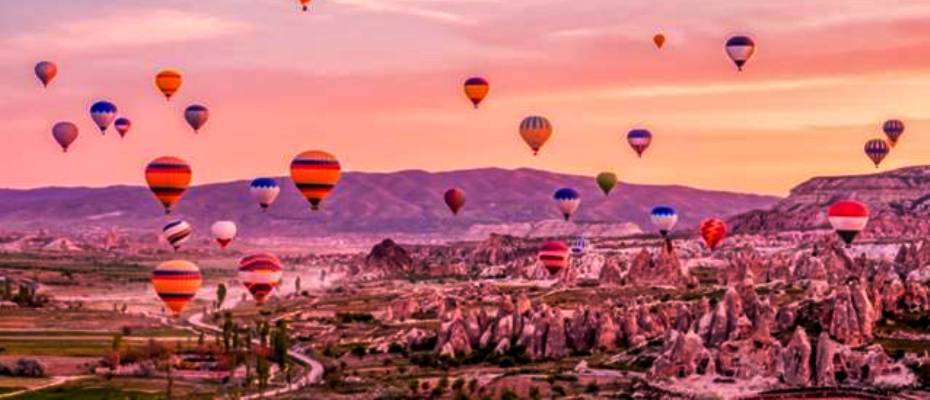 В Турции растет популярность полетов на воздушных шарах