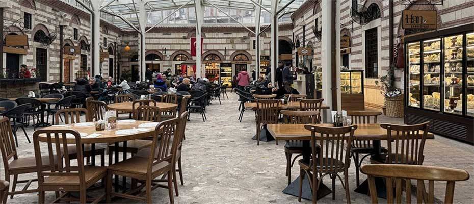 Eminönü'ndeki Beta Yeni Han, kahve kültürüne ev sahipliği yapıyor