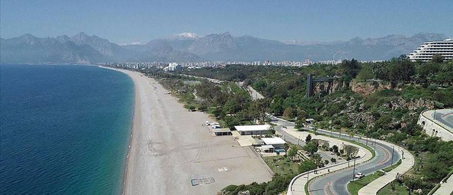 Romanya'dan Antalya'ya gelen turist sayısının vize muafiyetiyle yüzde 50 artması bekleniyor