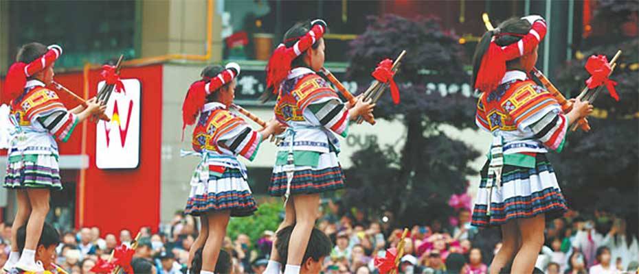 Colorful carnival celebrates diversity