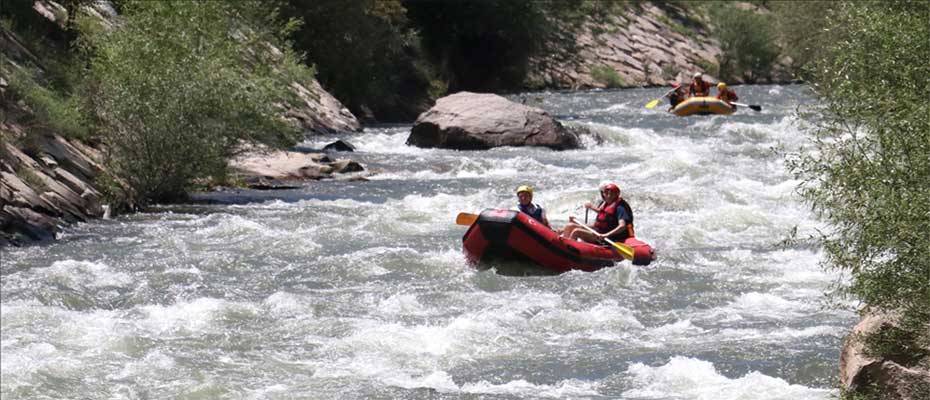 Sakin kent Uzundere, doğa sporu imkanlarıyla adrenalin tutkunlarını bekliyor