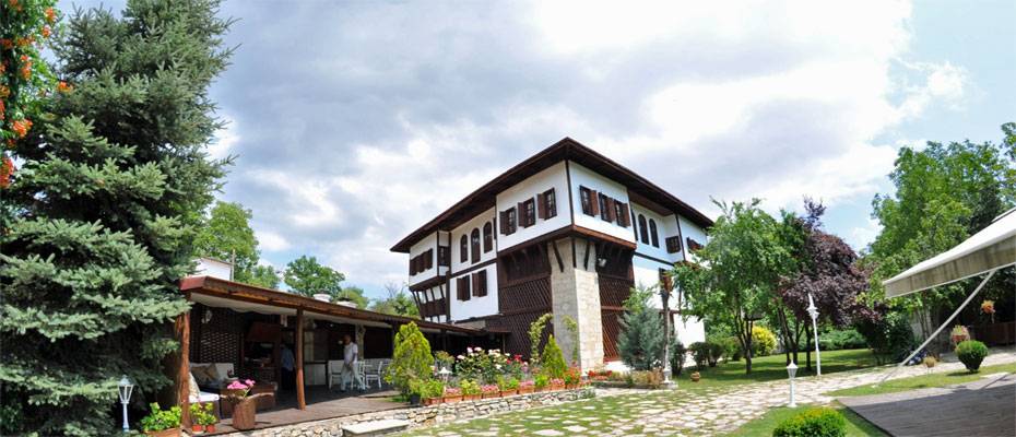 Safranbolu bayram tatilinde 1 milyon 225 bin misafirini doğa ve tarihle iç içe ağırladı