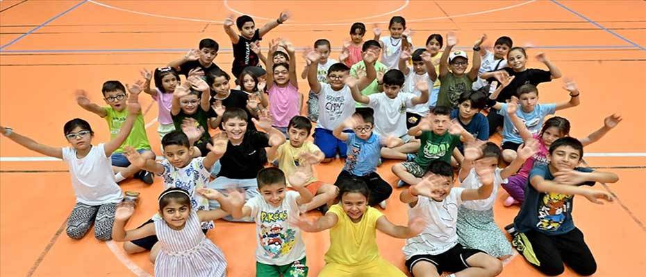 GSB'nin yaz okulları, seyahatseverlere yurtların açılması ve Müzekart uygulaması başladı