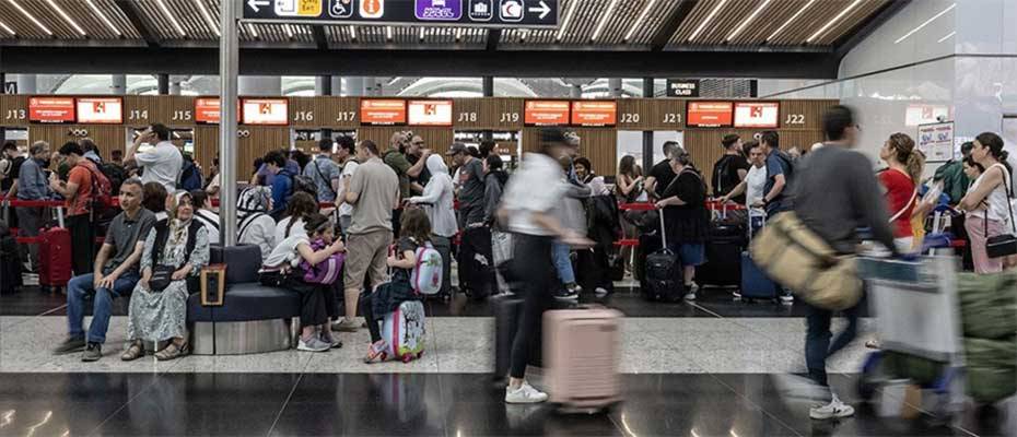 Türkiye'deki havalimanlarında yılın ilk yarısında yaklaşık 105 milyon yolcuya hizmet verildi
