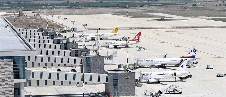 Çukurova Uluslararası Havalimanı'na ilk yolcu uçağı indi