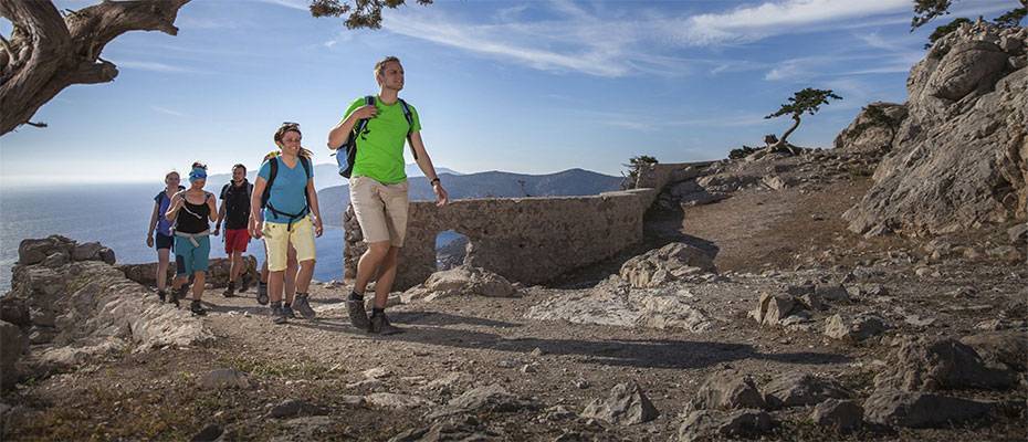 Unbekannt und einfach göttlich: griechische Mini-Inseln für Wanderer ...