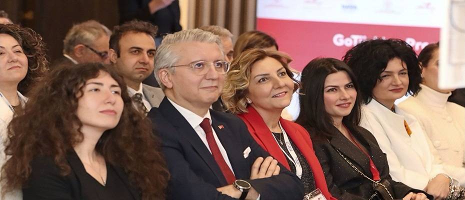 Türkiye-Yunanistan Turizm Hareketliliği: Karşılıklı Ziyaretçi Artışı