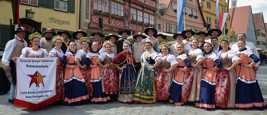 75 Jahre Romantische Straße: Strahlendes Jubiläumsfest in Dinkelsbühl gefeiert