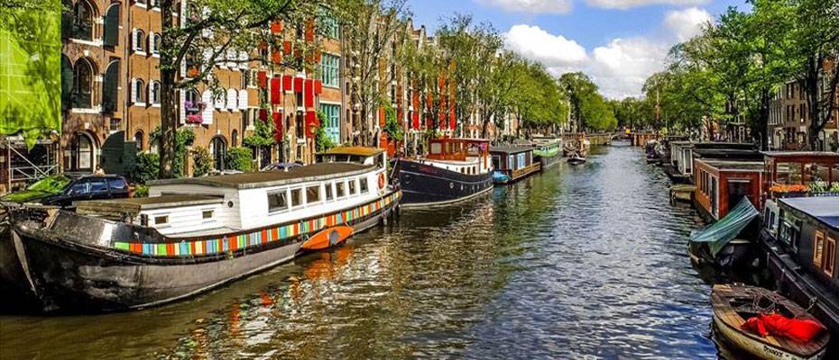 Amsterdam’da Aşırı Turizme Karşı Hukuki Mücadele Başlıyor: Kent Kimliği Tehlikede
