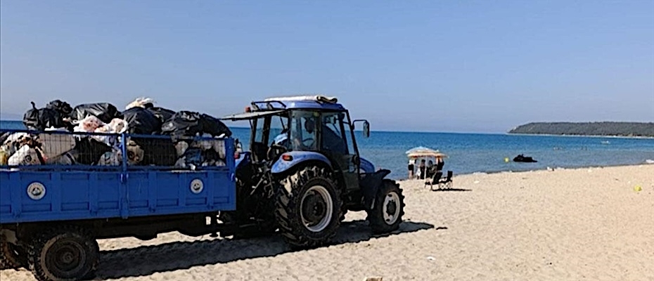 Kurban Bayramı tatilinde Saros Körfezi'nde 200 ton atık toplandı
