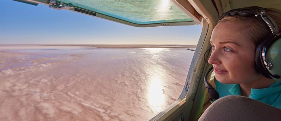Vergängliches Naturwunder: Der Lake Eyre in Südaustralien füllt sich mit Leben