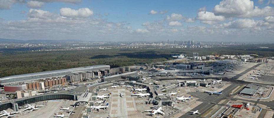 Ferienstart am Flughafen Frankfurt: Der Fraport-Leitfaden für entspanntes Reisen