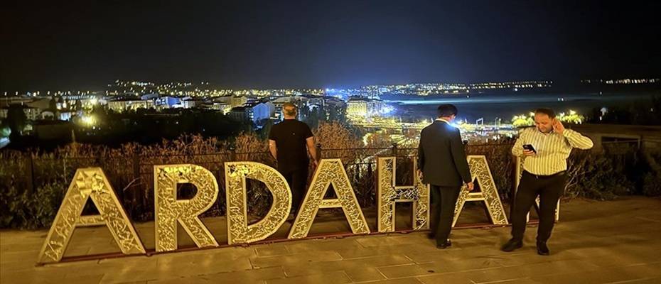 Ardahan Kalesi aydınlatıldı - Lesen Sie die Nachrichten?>