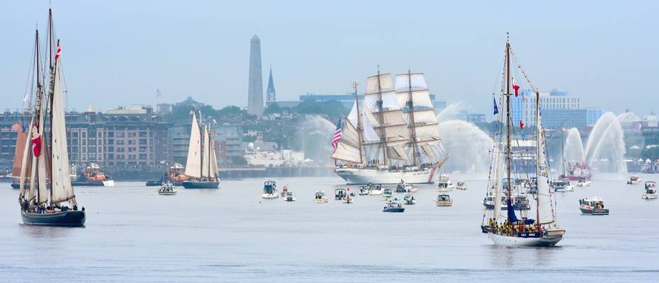 Boston vom Wasser aus erleben: Hafen, Inseln und Fluss im Fokus