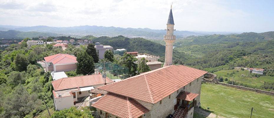 Arnavutluk, turizm patlamasıyla başa çıkmak için Latin Amerika’dan işçi getiriyor - Lesen Sie die Nachrichten?>