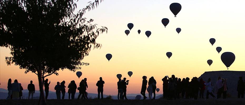 Türkiye’nin hizmet ihracatında turizm başı çekiyor: 2024’te 117,2 milyar dolar gelir - Read the News?>