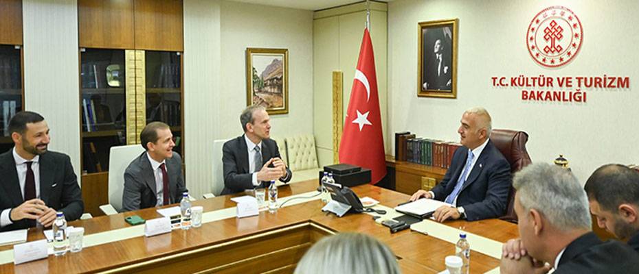Bakan Ersoy, Google Küresel İlişkiler Başkanı Kent Walker ile bir araya geldi - Lesen Sie die Nachrichten?>