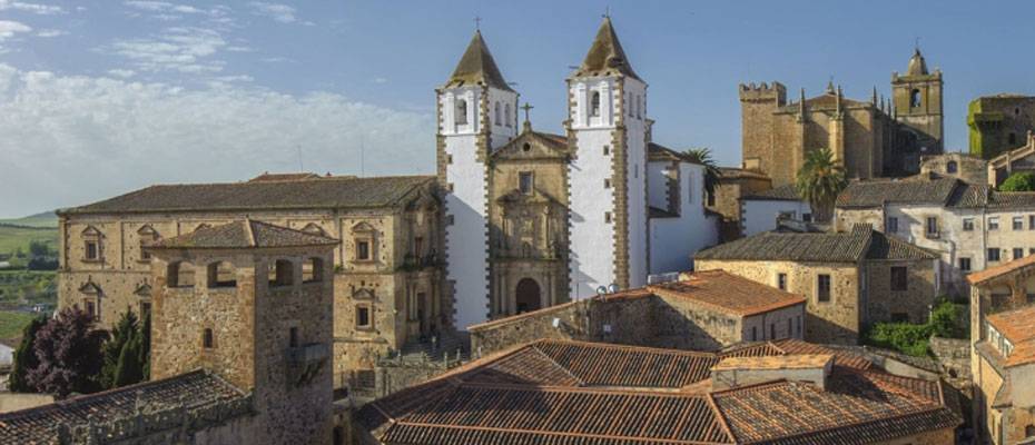 Cáceres’te 5nci Turespaña Kongresi Başladı: Dönüştüren Deneyimler; En İyi Turizmi İnşa Etmek - Haberi Oku