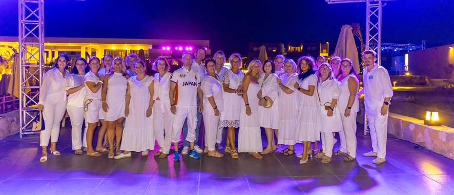 TLT Urlaubsreisen ehrt ihre erfolgreichsten Reiseprofis in Hurghada - Lesen Sie die Nachrichten