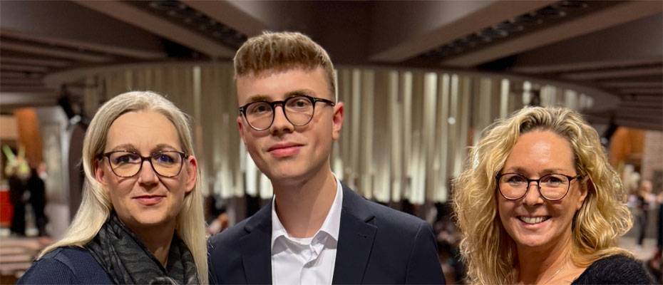 alltours-Auszubildender Justin Holtmanns ist Jahrgangsbester - Lesen Sie die Nachrichten