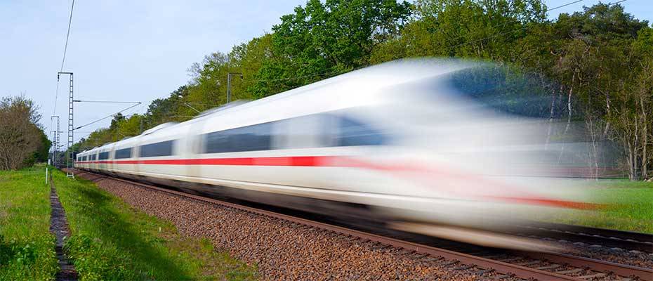 Hohe Nachfrage zu Weihnachten: Mehr ICE-Angebote, stabile Preise, pünktlich fertige Bauprojekte - Lesen Sie die Nachrichten