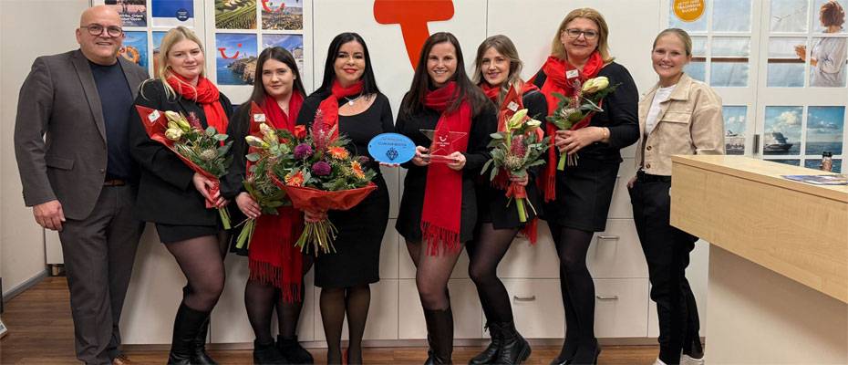 TUI zeichnet ReiseCenter am Flughafen Paderborn/Lippstadt doppelt aus - Lesen Sie die Nachrichten