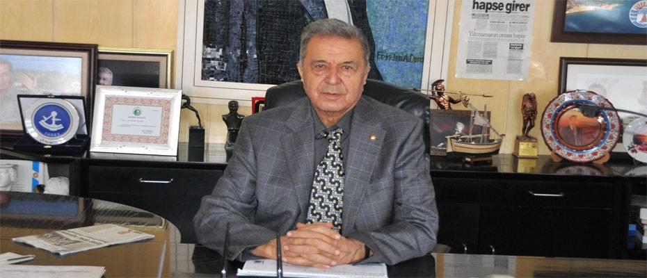 Çeşme’yi 20 Yıl Yöneten Başkan Tütüncüoğlu Sonsuluğa Uğurlandı - Haberi Oku