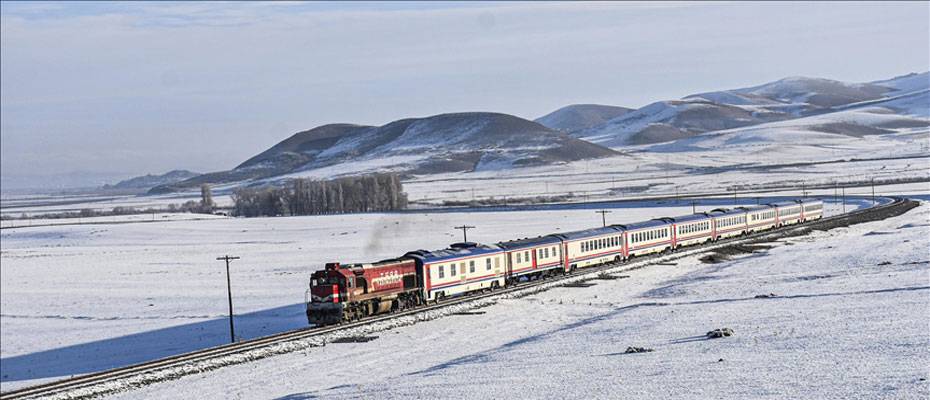Turistik Doğu Ekspresi kış yolculuğuna Ankara’dan başladı - Haberi Oku