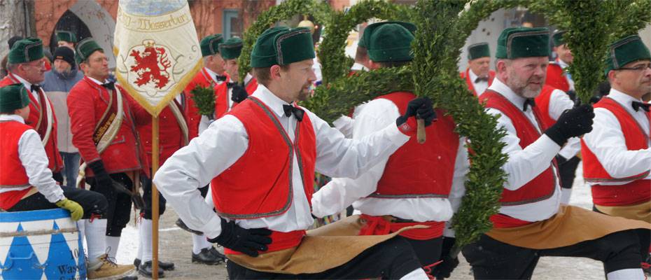 Fasching im Chiemsee-Alpenland erreicht die Hochphase - Lesen Sie die Nachrichten