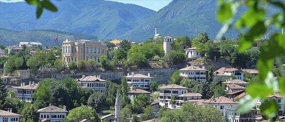 Amasra ve Safranbolu 2025’i rekor ziyaretçi sayısıyla kapattı - Lesen Sie die Nachrichten?>