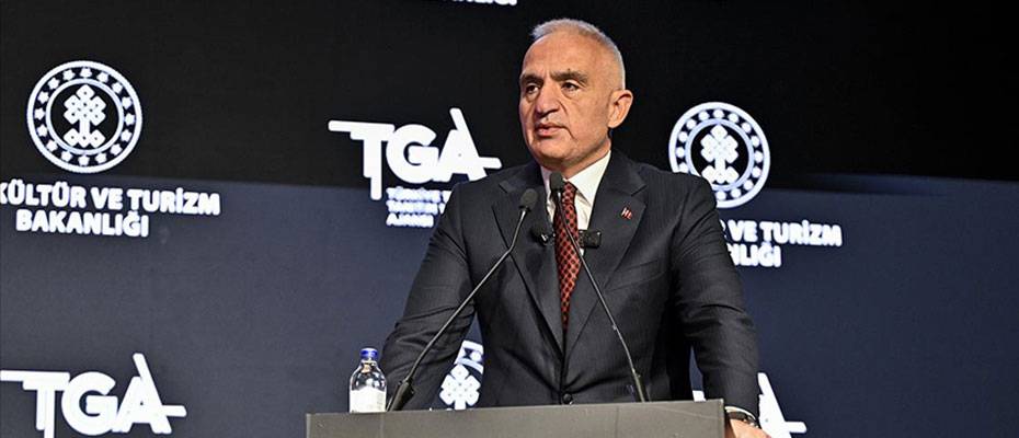 Ersoy: Türkei peilt 68 Milliarden Dollar Tourismuseinnahmen für 2026 an - Lesen Sie die Nachrichten