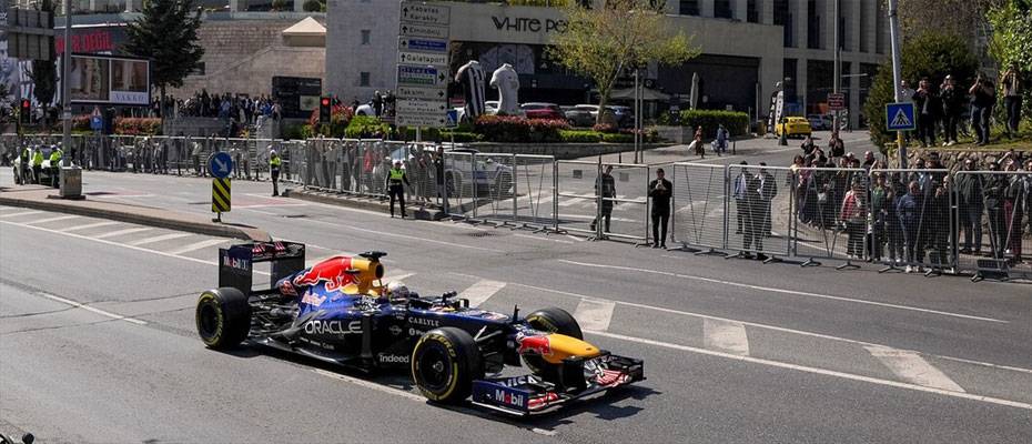 Cumhurbaşkanı Erdoğan: İstanbul 2027–2031 arasında Formula 1’e ev sahipliği yapacak - Lesen Sie die Nachrichten?>