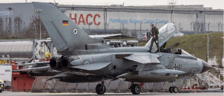 Luftwaffe trainiert am Hamburger Flughafen - Lesen Sie die Nachrichten