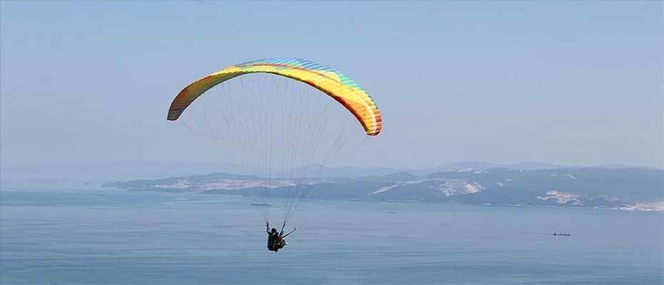 Uçmakdere yılın ilk yarısında 20 bin yamaç paraşütü tutkununu ağırladı - Lesen Sie die Nachrichten?>