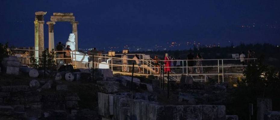 Pamukkale’de turizm gün doğumundan geceye uzanıyor - Lesen Sie die Nachrichten?>