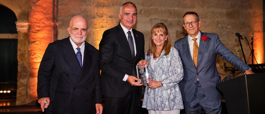 WTTC honours Türkiye’s Tourism Minister Mehmet Nuri Ersoy - Read the News