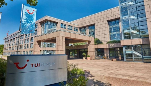 TUI publishes Q4 pre-close trading update and confirms earnings expectation for FY23