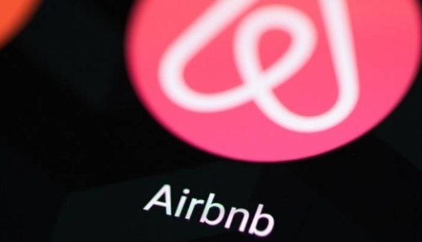 Airbnb plant Modellwechsel: Fokus auf Hotels und Konkurrenz zu Booking